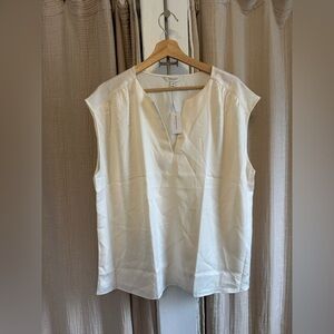 NWT Banana Republic Silky Sleeveless Blouse- XL